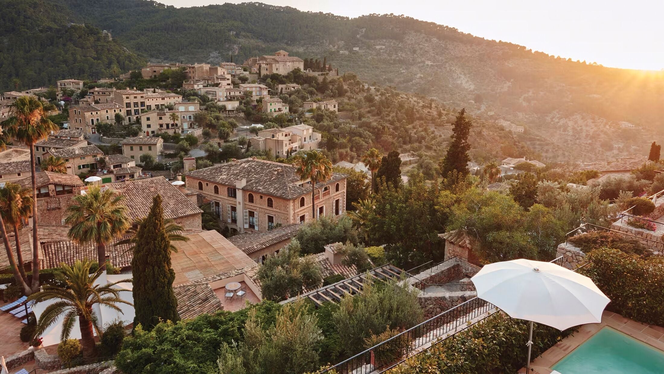 Yoga e Caminhadas no Coração da Tramuntana – Maiorca - Deià - 8 Dias