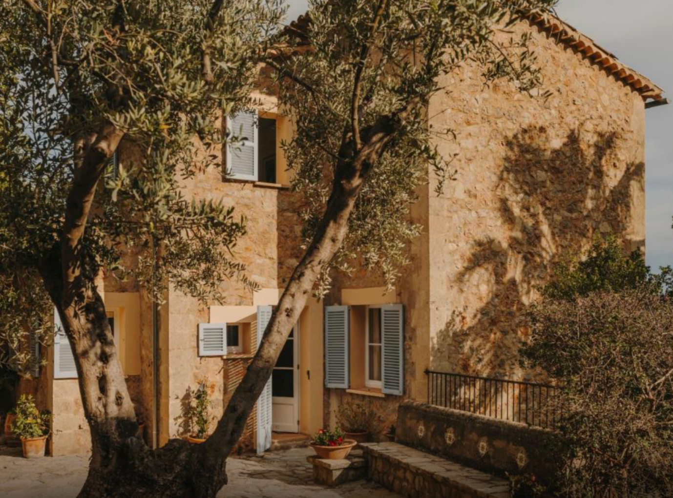 Yoga e Caminhadas no Coração da Tramuntana – Maiorca - Deià - 8 Dias